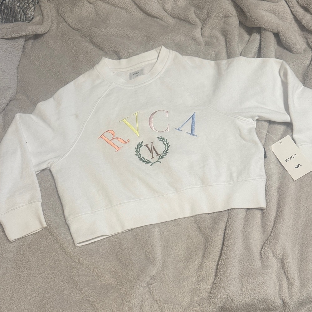 RVCA || NWT Cropped Fleece Logo Crewneck Sweatshirt (S)